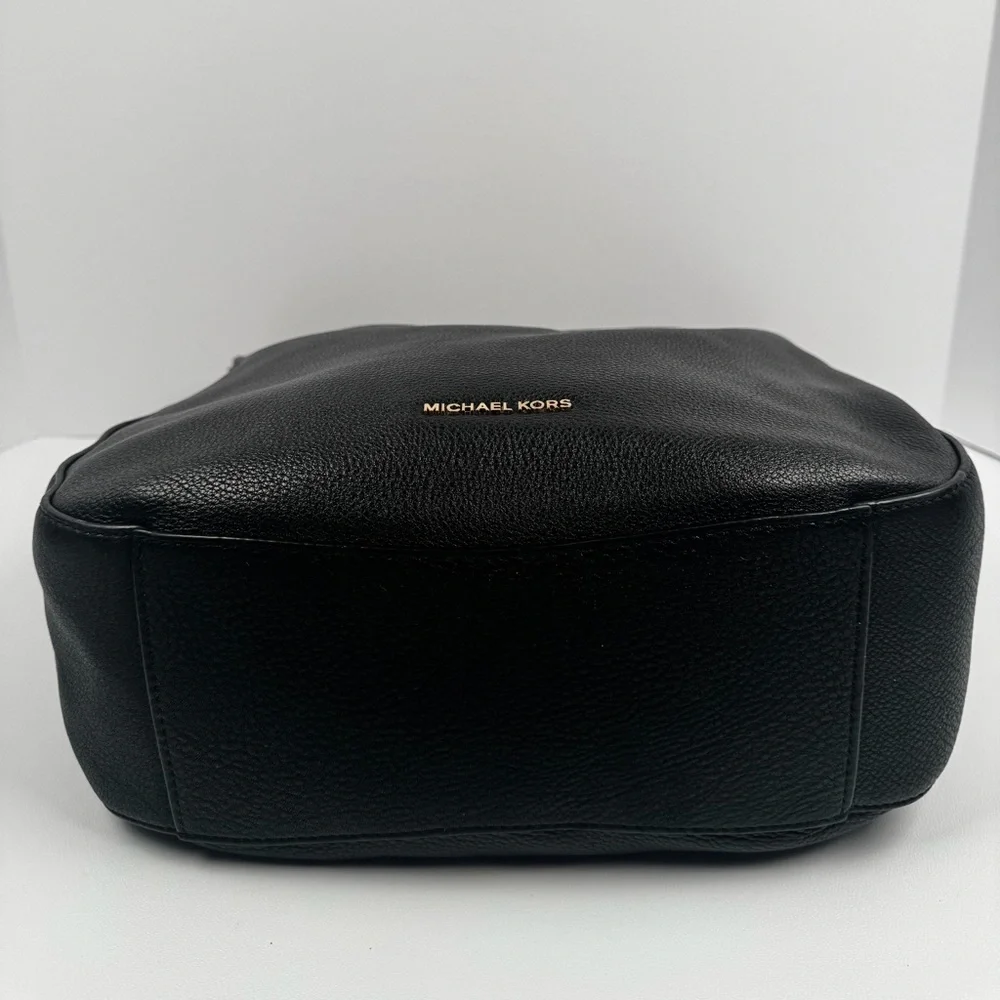 Michael Kors Raven Large Leather Shoulder Bag Black